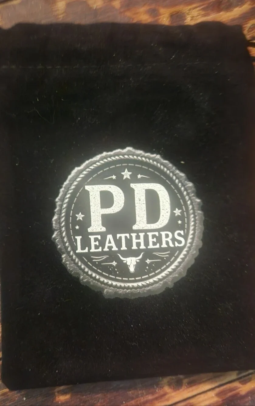 LAW ENFORCEMENT BADGE CASE with Accessory Bag